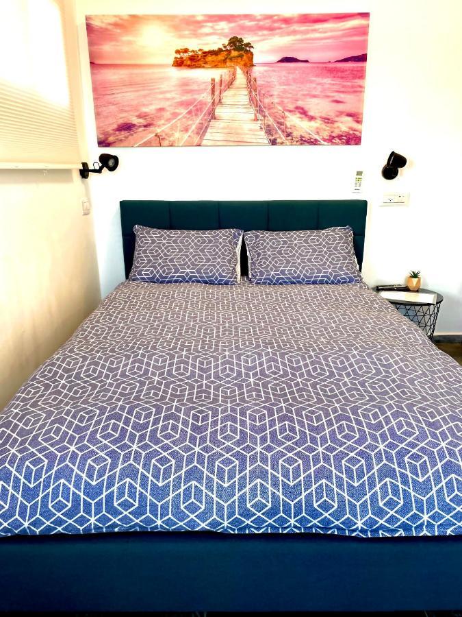 Sea View Cozy Apartment Haifa Bagian luar foto