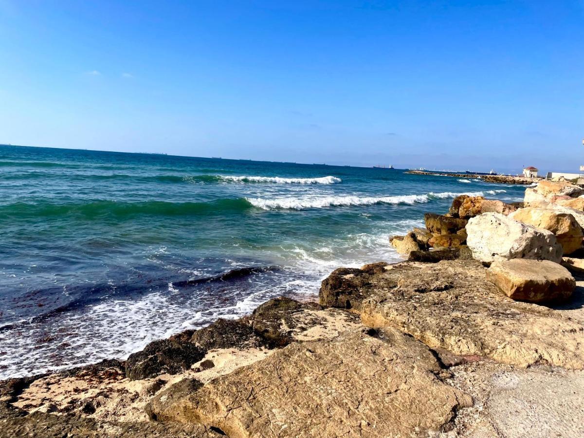 Sea View Cozy Apartment Haifa Bagian luar foto